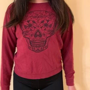 H&m longsleeve skull shirt